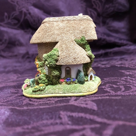 Lilliput Lane Afternoon Tea, Collectors Club - Picture 6 of 10